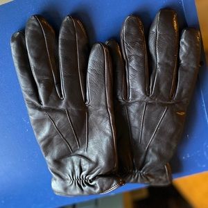 Men’s L L Bean Leather Gloves size medium